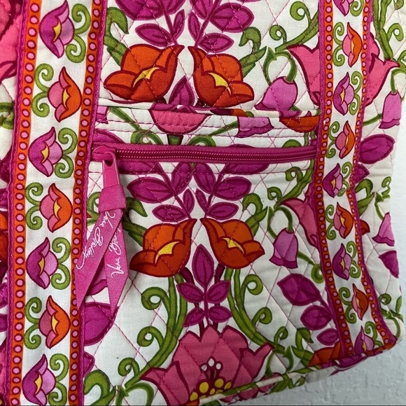 Vera‎ Bradley Hipster Crossbody in Lilli Bell/ Easter Tulips - Picture 4 of 7